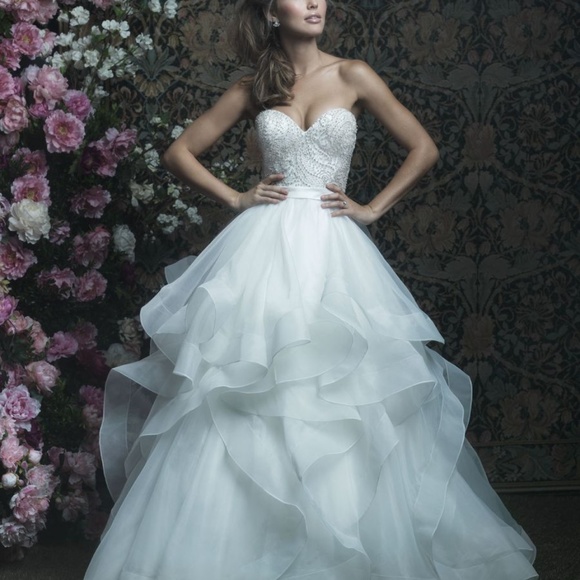 Allure Couture C417 - Picture 1 of 8